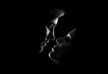 ¿POR QUÉ LA FALTA DE BESOS PUEDE PROVOCARNOS DEPRESIÓN?